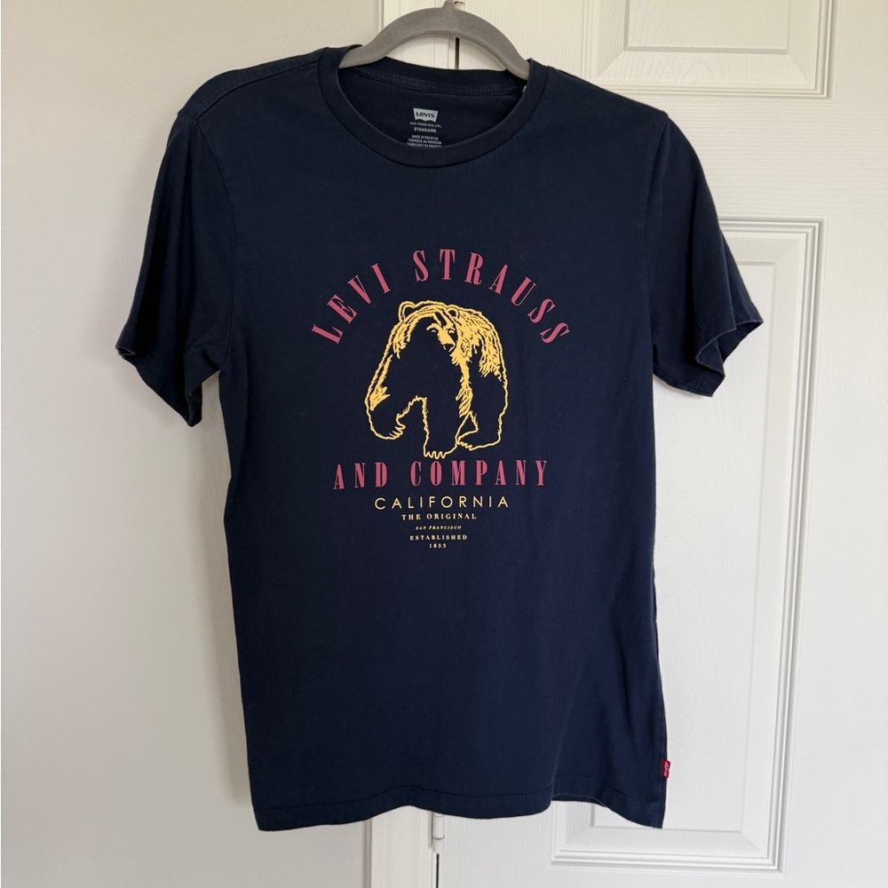 Levi’s Men’s Graphic Tee - Size XS